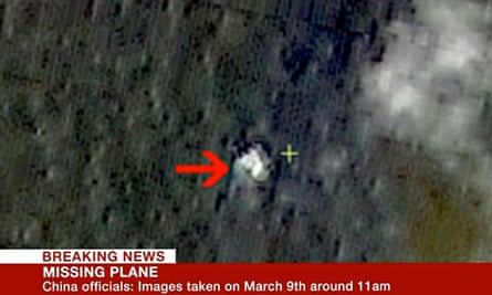 Satellite image of possible Malaysia Airlines flight MH370 debris