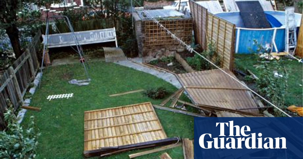 Guardian Removable Pool Fence Systems Ca Fresno Clovis Mesh Child Safe Swimming Pool Fencing