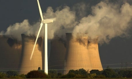 Carbon emissions in UK : Drax coal fired power station and Rusholme wind farm