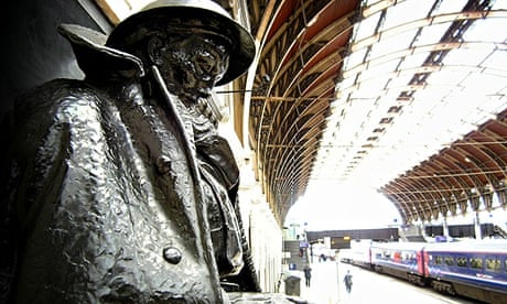 Letter to an unknown soldier, Paddington station.