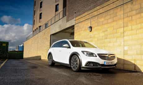 Vauxhall Insignia Country Tourer 2 0cdti 163ps Car Review Motoring The Guardian