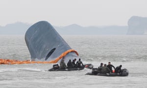 South Korean Ferry Poor Conditions Hamper Search For