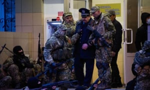 slavyansk evidence ukrainian arrested officer police