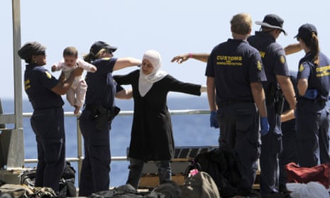 Asylum seekers arrival Christmas Island