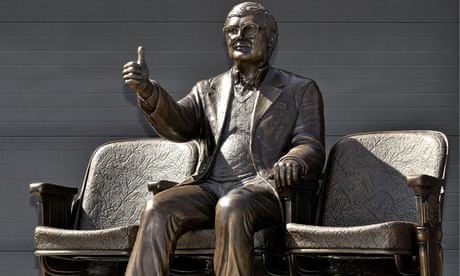 Roger Ebert statue