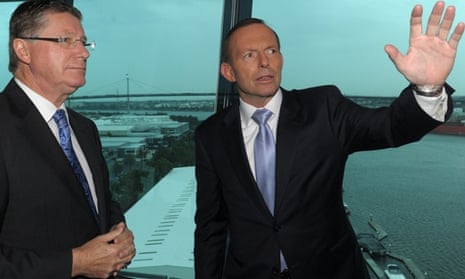 Denis Napthine and Tony Abbott announce the $1.5bn boost for stage two of Melbourne's East West link.