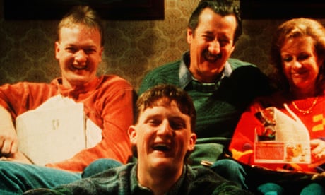 Anthony Simcoe, Stephen Curry, Michael Caton and Anne Tenney in The Castle