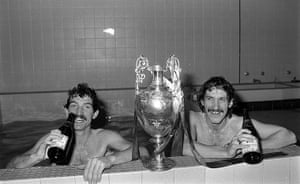 Bath time: Graeme Souness and Terry McDermott  in the bath