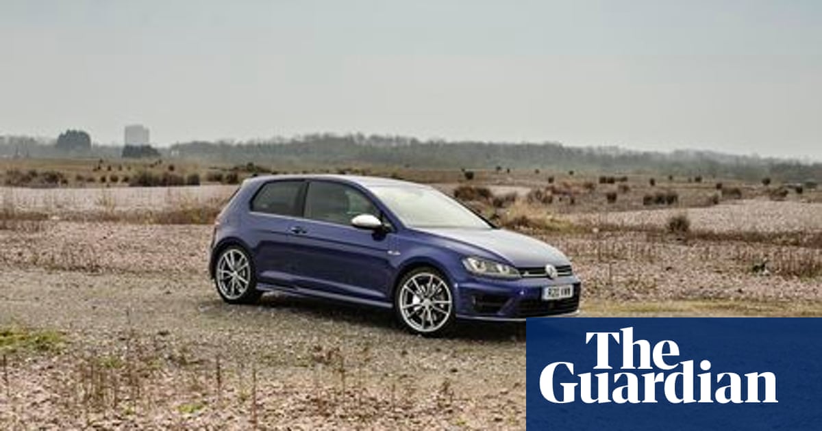Vw Golf R 2 0 Tsi 300ps 6 Speed Dsg Car Review Motoring The Guardian