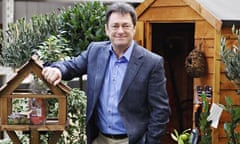 Titchmarsh back with Chelsea garden