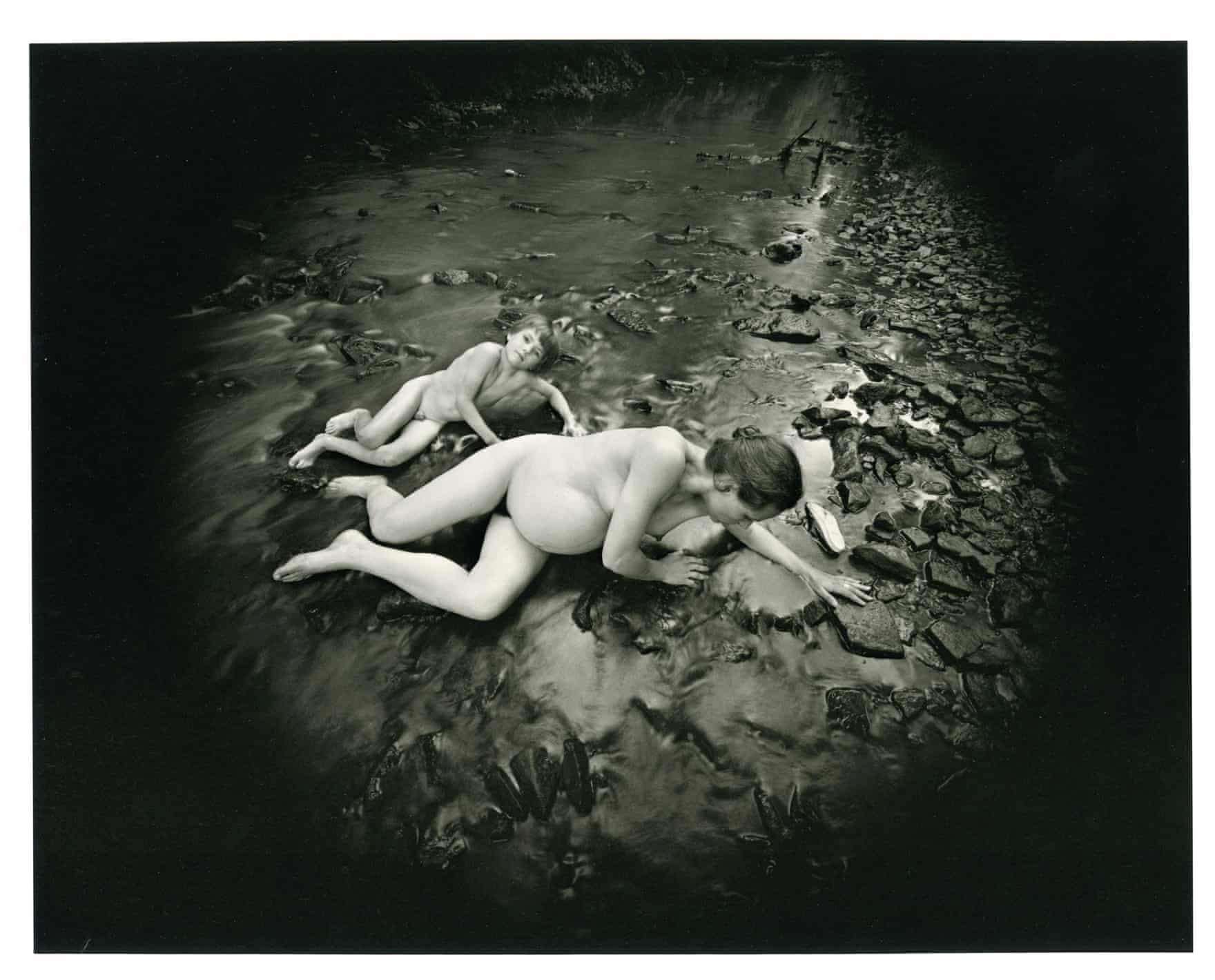 Emmet Gowin. Edith and Elijah, Newtown (Pennsylvania), 1974.