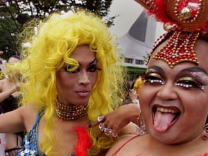 Drag queens at the Tokyo Lesbian and Gay Parade 2001.
