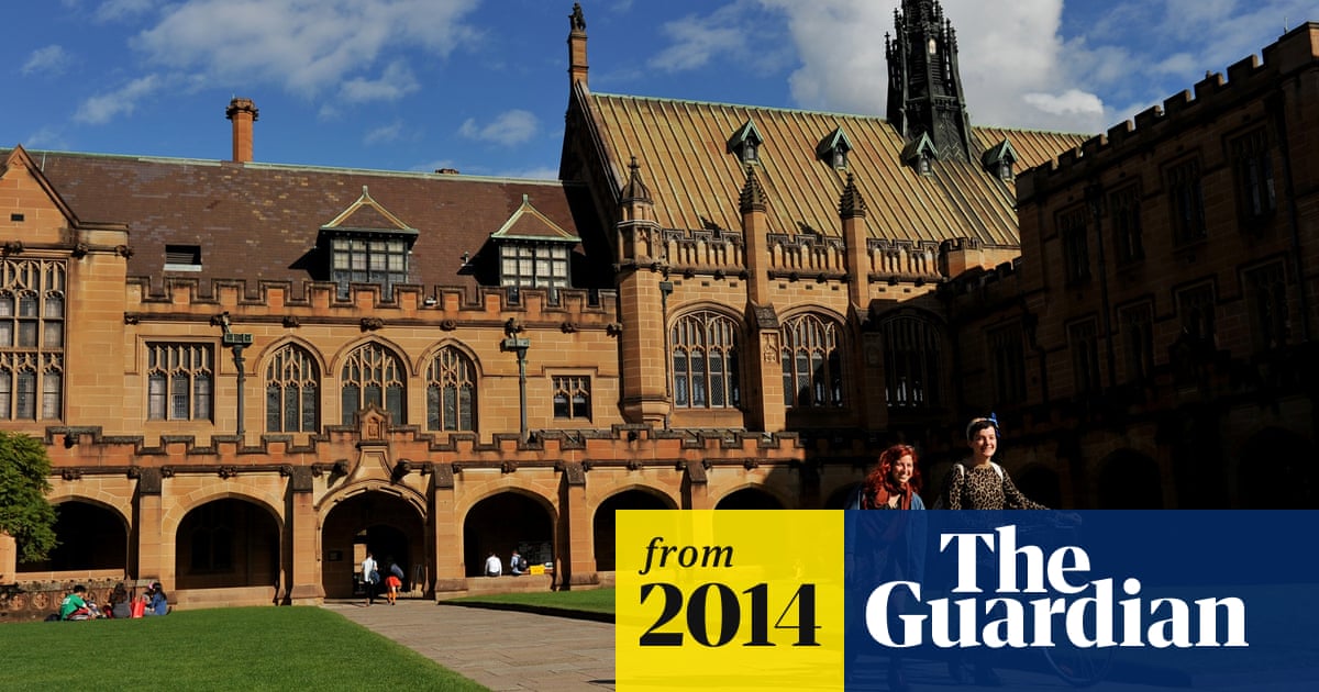 Massive Uni Fees Higher Interest Rate Will Hit Poorer Students Greens Massive Uni Fees Higher Interest Rate Will Hit Poorer Students Greens