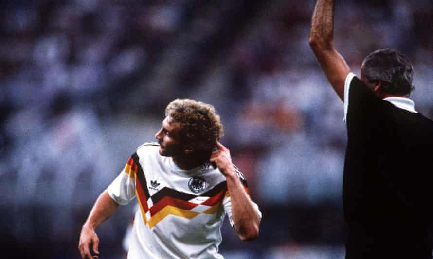 Rudi Voller points out Frank Rijkaard's unwelcome addition to his perm.