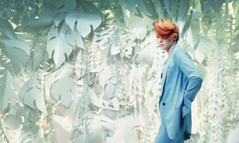 La Roux photographed by Julian Broad for the Observer