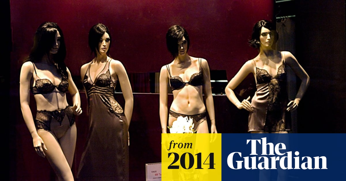 Do thinner mannequins make people buy clothes? | US personal finance | The Guardian Do thinner mannequins make people buy clothes? | US personal finance | The Guardian