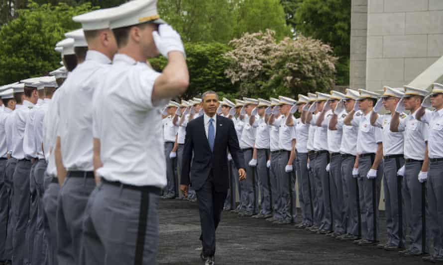 Obama arrives at West Point.