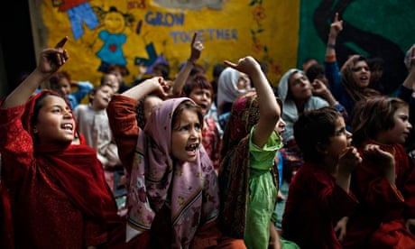 Pakistani schoolchildren 