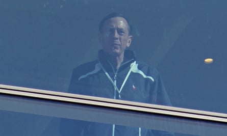Bilderberg - Petraeus at window