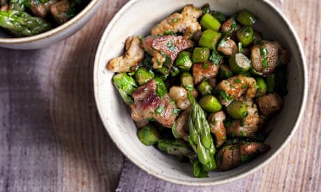Nigel Slater's asparagus, pork and rocket recipe in a bowl