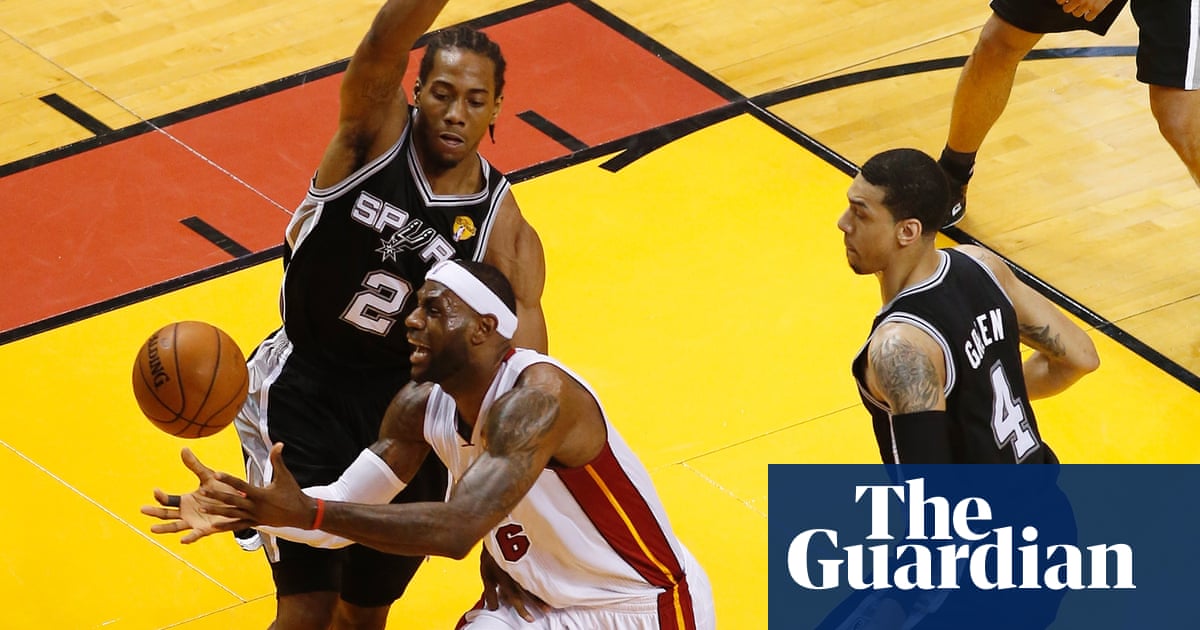 Kawhi Leonard Dominates Miami On Record Night For Dazzling Spurs Sport The Guardian