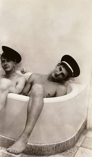 Big Picture Invisibles: 2 men in a bath tub