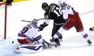 Marian Gaborik击败他的前队友Henrik Lundqvist,在第五场比赛中打出了一个强力进球。
