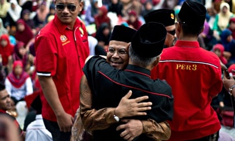 Malaysian Muslim activists outside the court