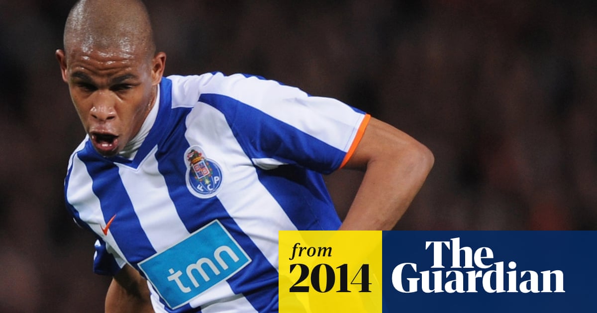 Manchester City Complete 12m Signing Of Porto Midfielder Fernando Manchester City The Guardian Manchester City Complete 12m Signing Of Porto Midfielder Fernando Manchester City The Guardian