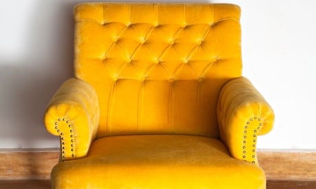 Measure: yellow chair