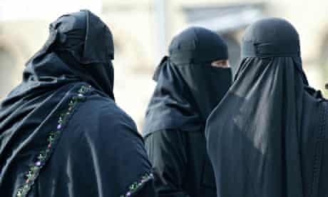 Muslim women in traditional dress