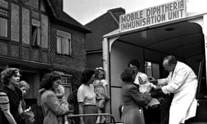 An NHS immunization van in the 50s.