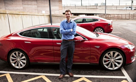 Samuel Gibbs test-drives a Tesla Model S