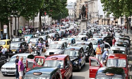 London Faces Gridlock As Black Taxi's Protest Against Uber App