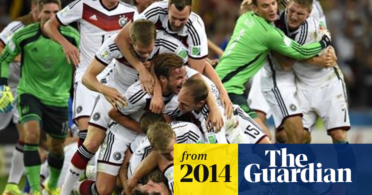 Brasil 2014 Nr. 500 Panini Sticker Mario Götze Brasil 2014 Nr. 500 Panini Sticker Mario Götze