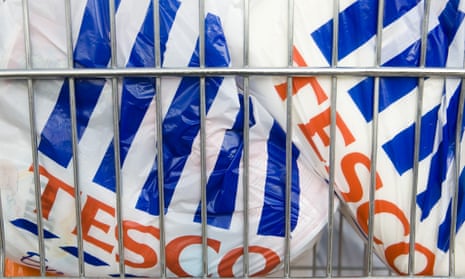 Plastic bag use rose 3% in 2013