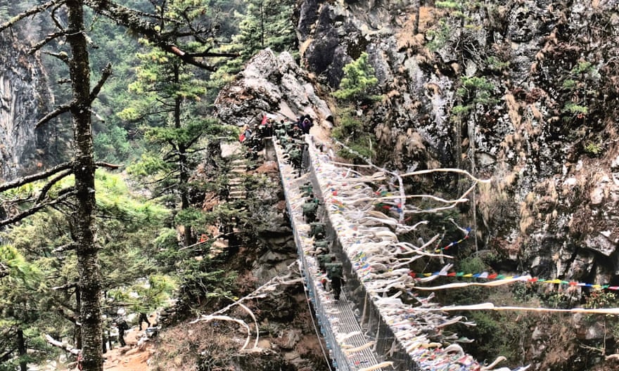 Everest base camp trek: suspension bridge