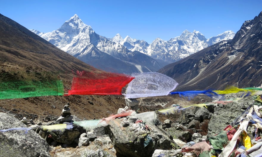 Everest base camp trek: the view from Dughla pass
