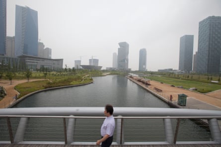 At 101 acres, Central Park takes up about 10% of Songdo smart city’s total area.