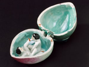 Porcelain fruit, hinged, contains male and female copulating, Oriental