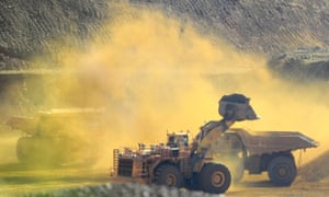 Cat Opens 130m Qld Distribution Centre