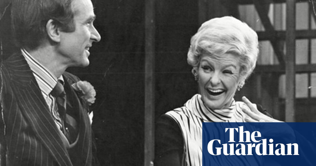 Elaine Stritch Everybody Rise For Broadway S Greatest Dame Elaine Stritch The Guardian Elaine Stritch Everybody Rise For Broadway S Greatest Dame Elaine Stritch The Guardian