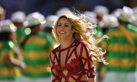 Shakira Becomes Most Liked Celebrity On Facebook Shakira The Guardian