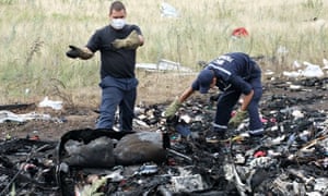 crash mh17 site bodies flight malaysia victims airlines train pile grows anger russia rescuers work