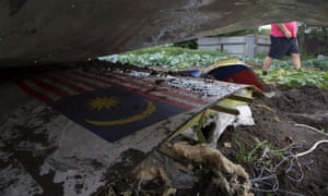 pic Mh17 Bodies In Seats mh17 bodies arrive in holland as
