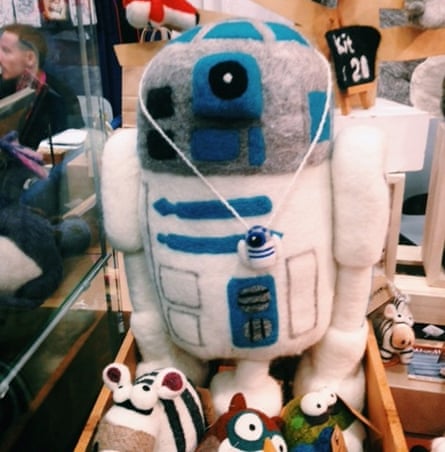 Woollen R2-D2.