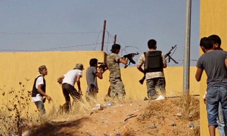 Misrata brigade fighters fire at Tripoli airport