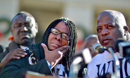 Parents Of Georgia Teen Found Dead Inside Rolled Up Gym Mat Sue School Us Crime The Guardian