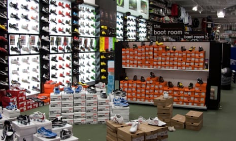 Scuba shoes 2025 sports direct