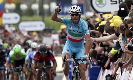 Vincenzo Nibali wins stage two
